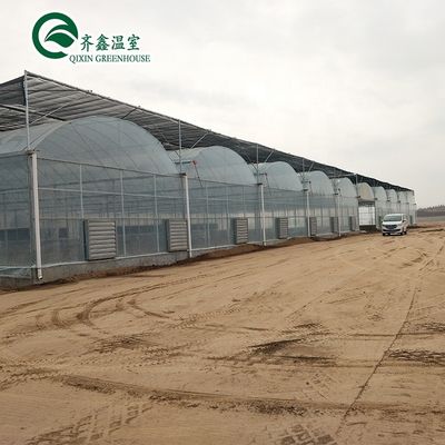 Sistema de sombreamento interno e externo de estufas agrícolas com máquina de semeadura avançada